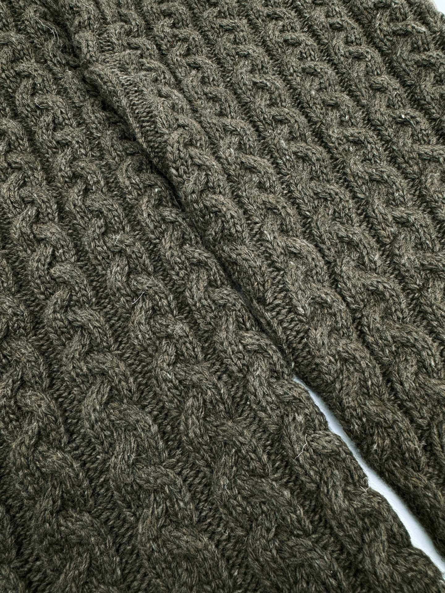 2026 New Style Way Twisted Knit Sweater (25387-B70)