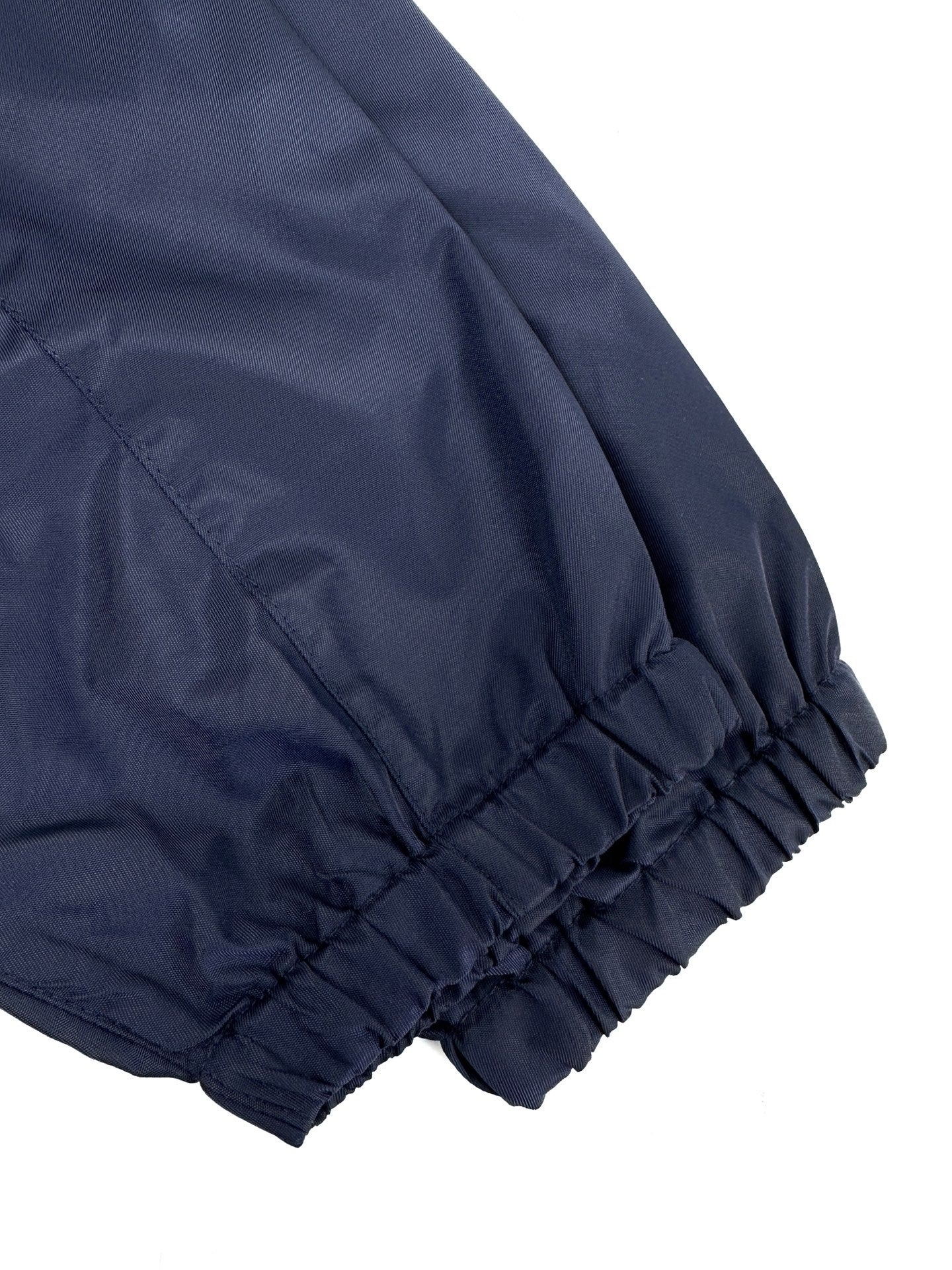 2026 New Model Triangle Brand Hooded Coat (BB888-B85)