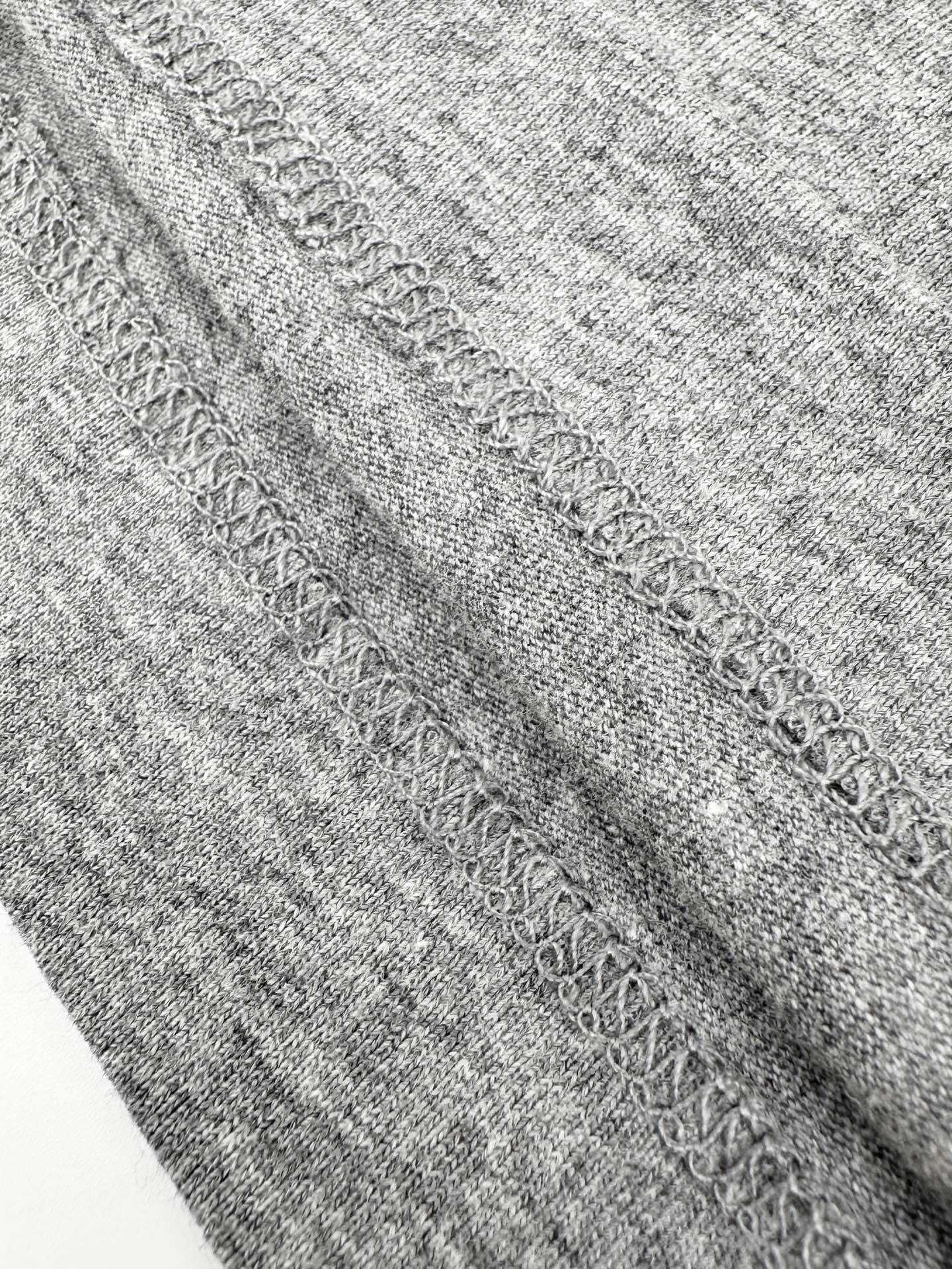 2026 new model MM logo long-sleeved (CC7015-A60)