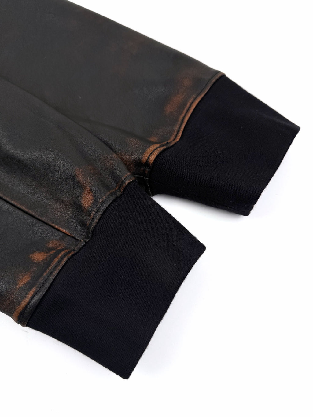 2026 new model Triangle Brand vintage hooded over-the-shoulder leather jacket (25240-D50)