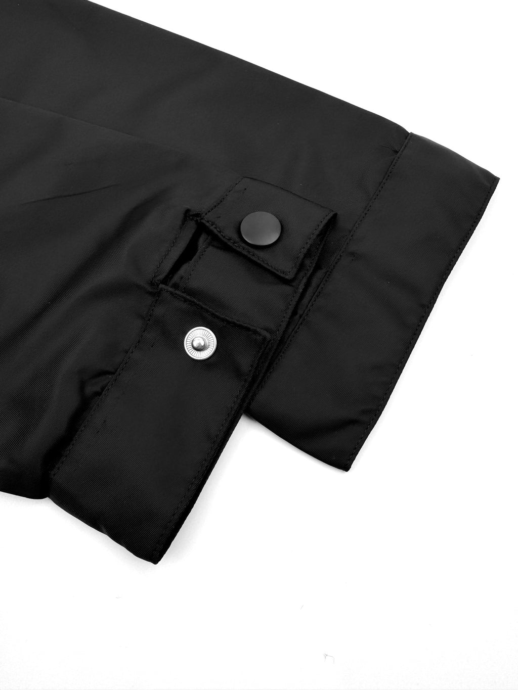 2026 New Model Triangle Brand Nylon Shirt (MM069-B30)