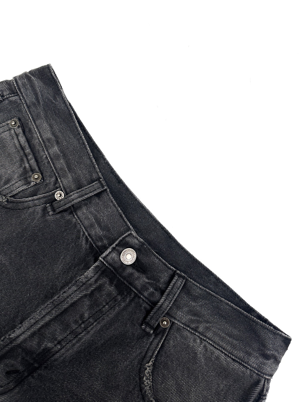 2026 New Model Ce Leather Embroidered Denim Pants (BB4007-B65)