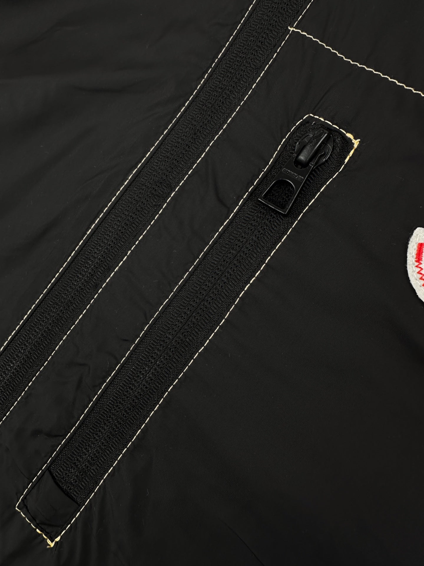 2026 New Model Mon Logo Zippered Pouch Jacket (BB4002-B55)