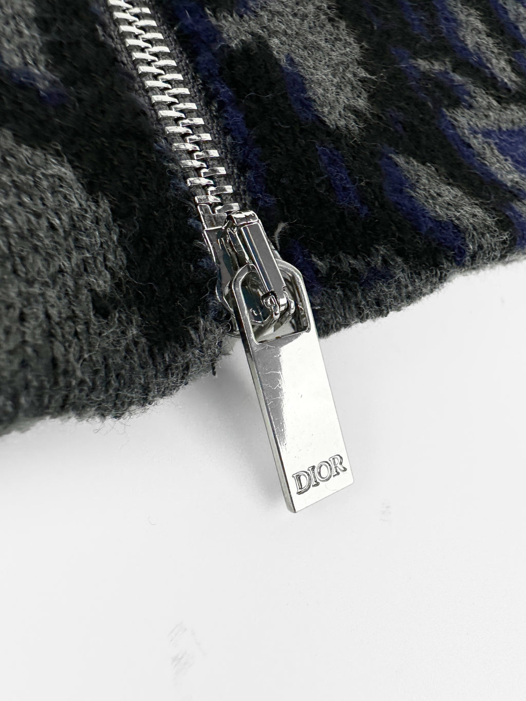 2026 New CD Gradient Full-print Sweater Coat (AA637-C10)