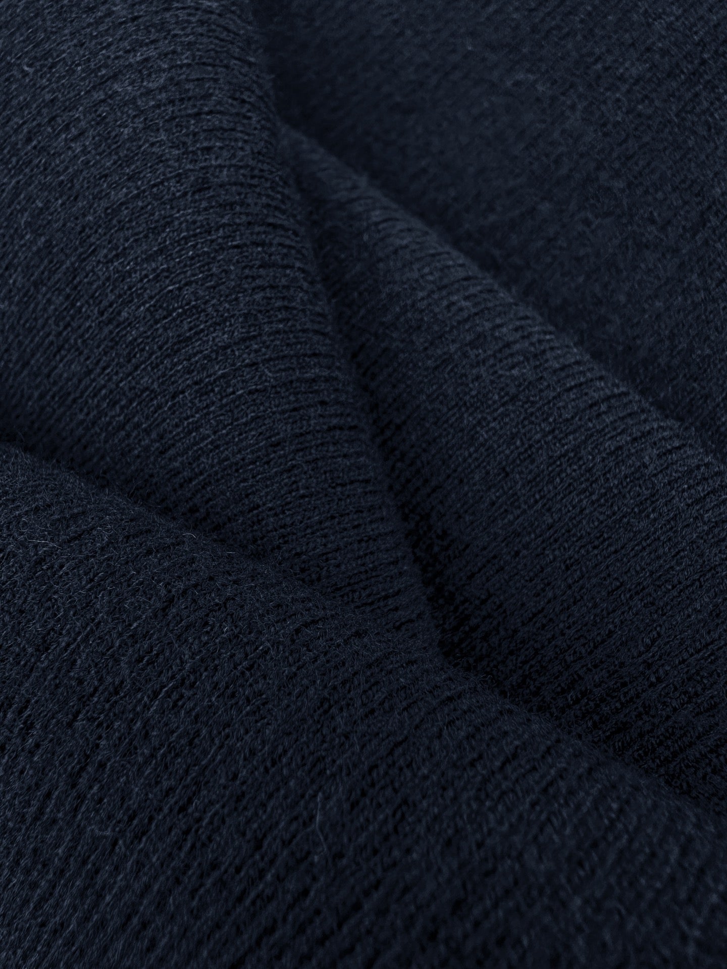 2026 New Model ZE Striped Sweater (AA1009-B10)