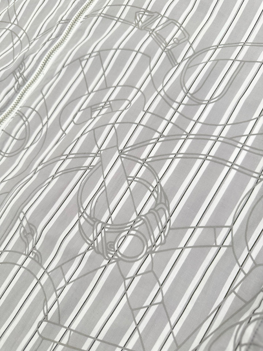 2026 new model H logo printed striped coat (BB4009-C00)
