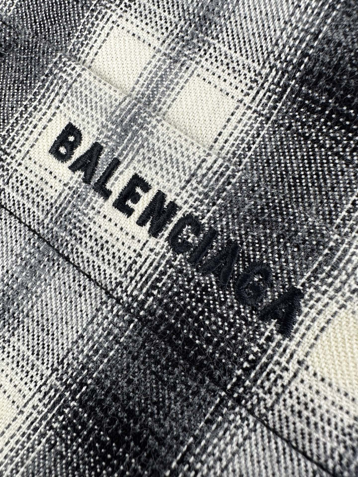2026 new model Balen logo check shirt (AA685-B30)