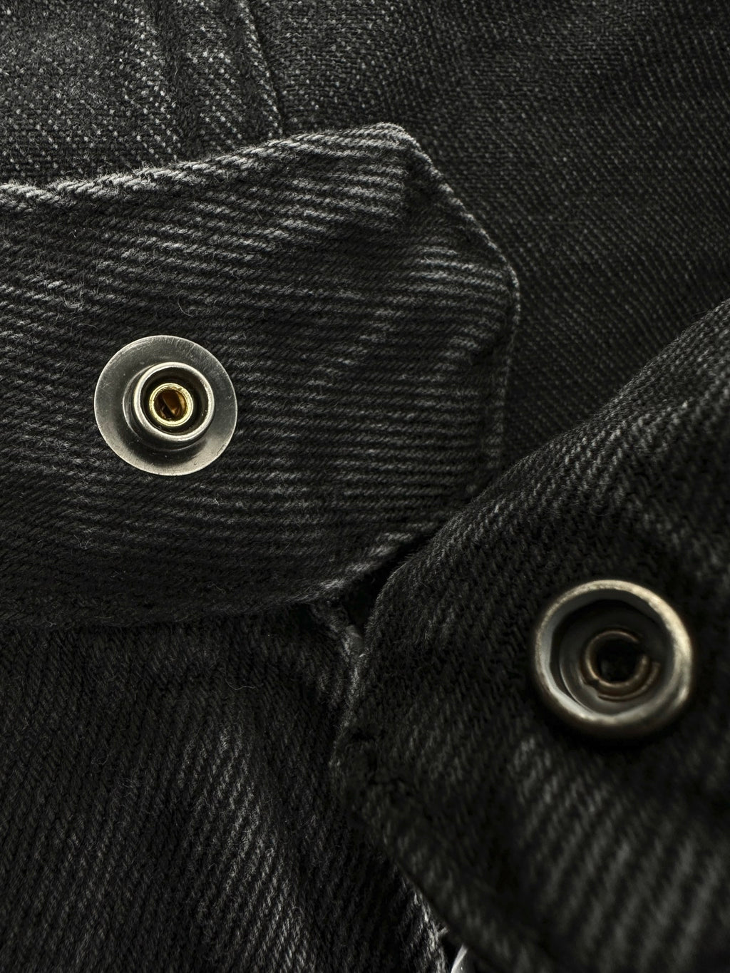 2026 New Model GU Belted Denim Jacket (BB4012-C50)