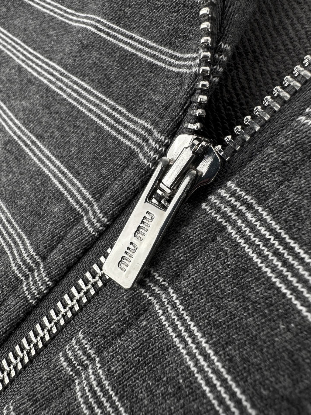 2026 New MM Logo Striped Zip-Up Jacket (CC7019-C15)