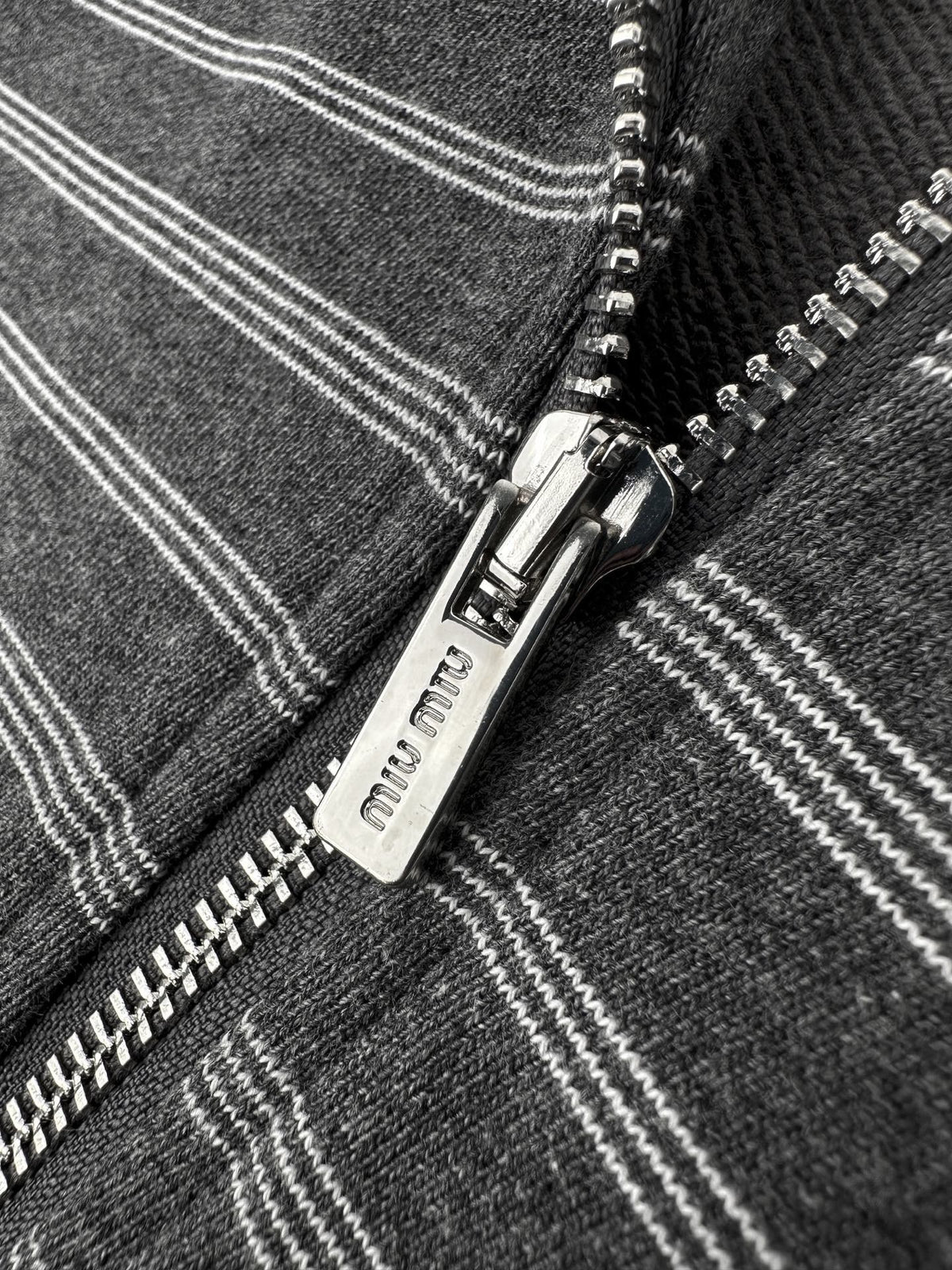 2026 New MM Logo Striped Zip-Up Jacket (CC7019-C15)