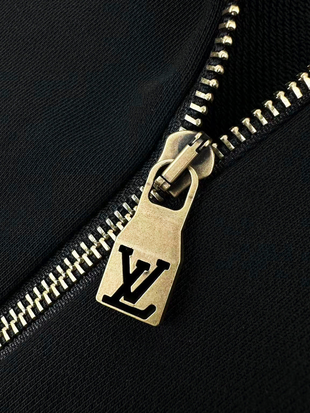 2026 new model LY logo bead-studded zipper coat (AA694-B75)