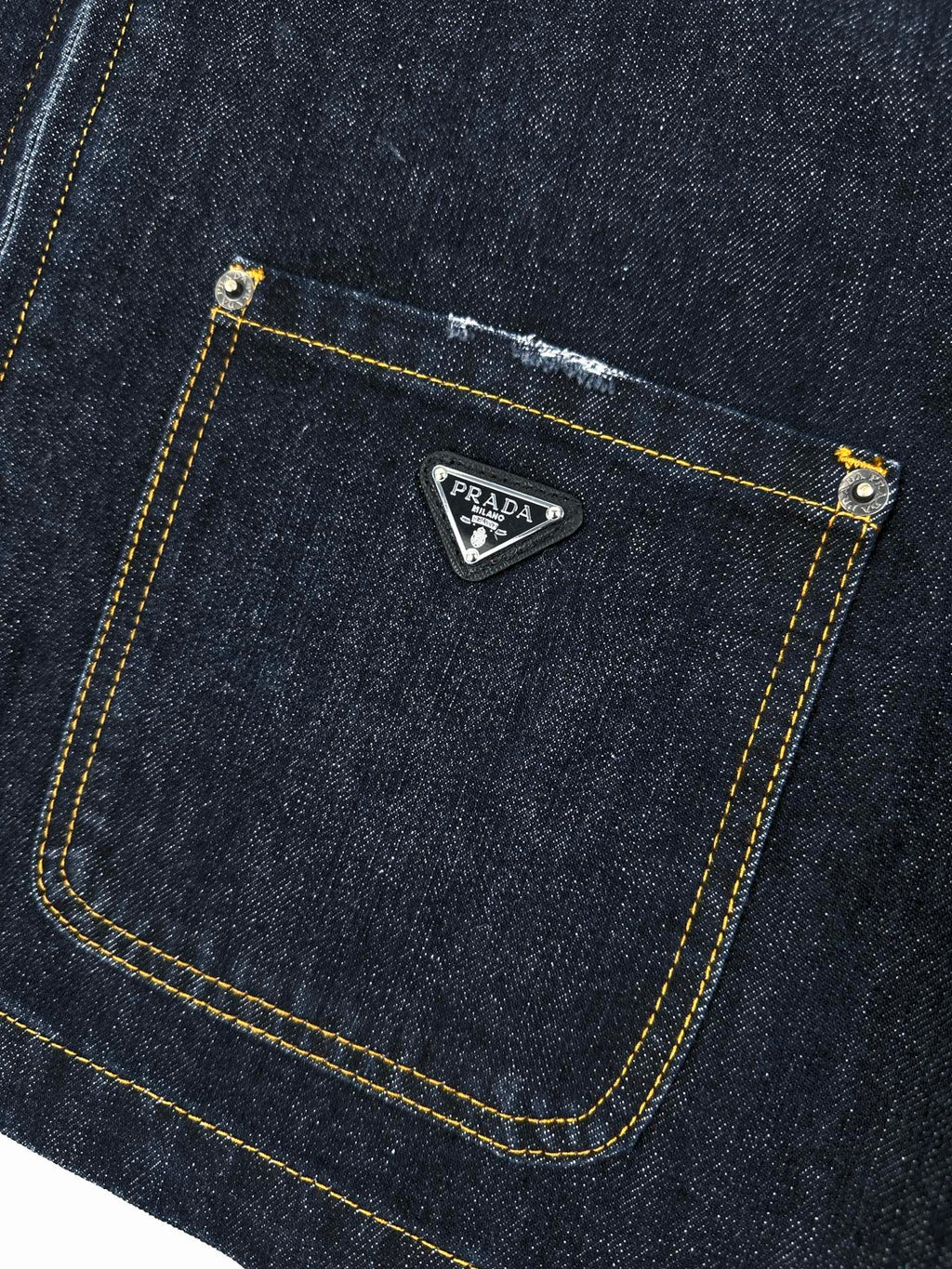 2026 Women's Triangle Brand Denim Washed Jacket (DD199)