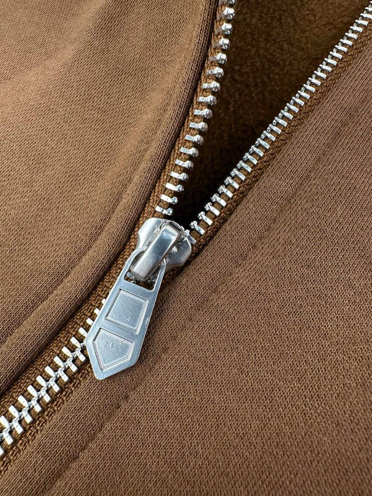 2026 New Model H Embroidered Leather Zipper Coat (AA684-B85)