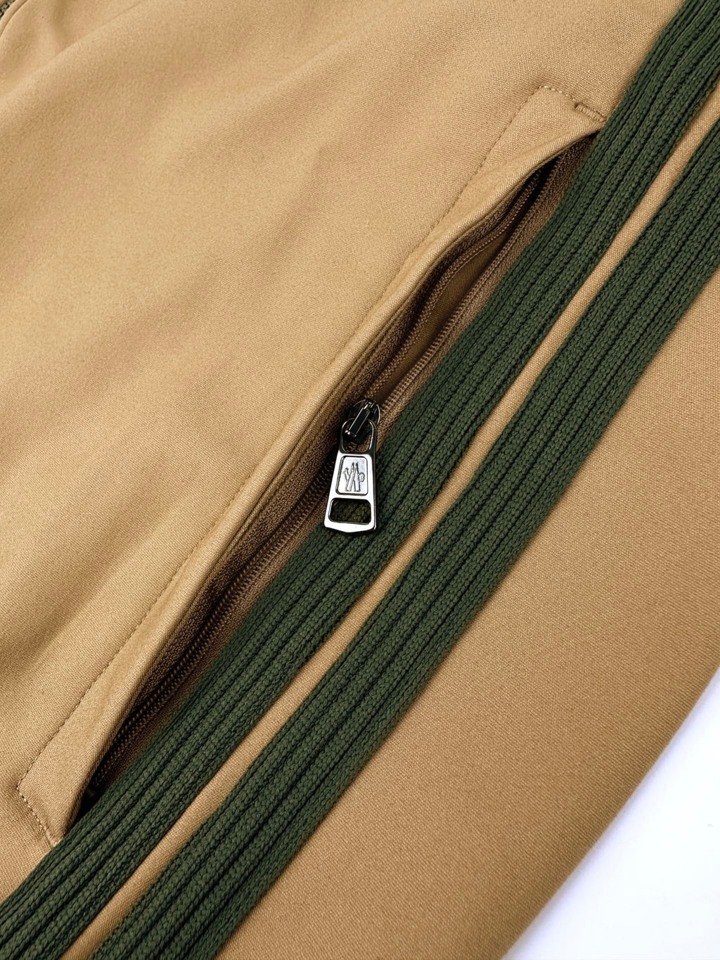 2026 New Model Mon Logo Pocket Zip-Up Jacket (AA1023-B70)