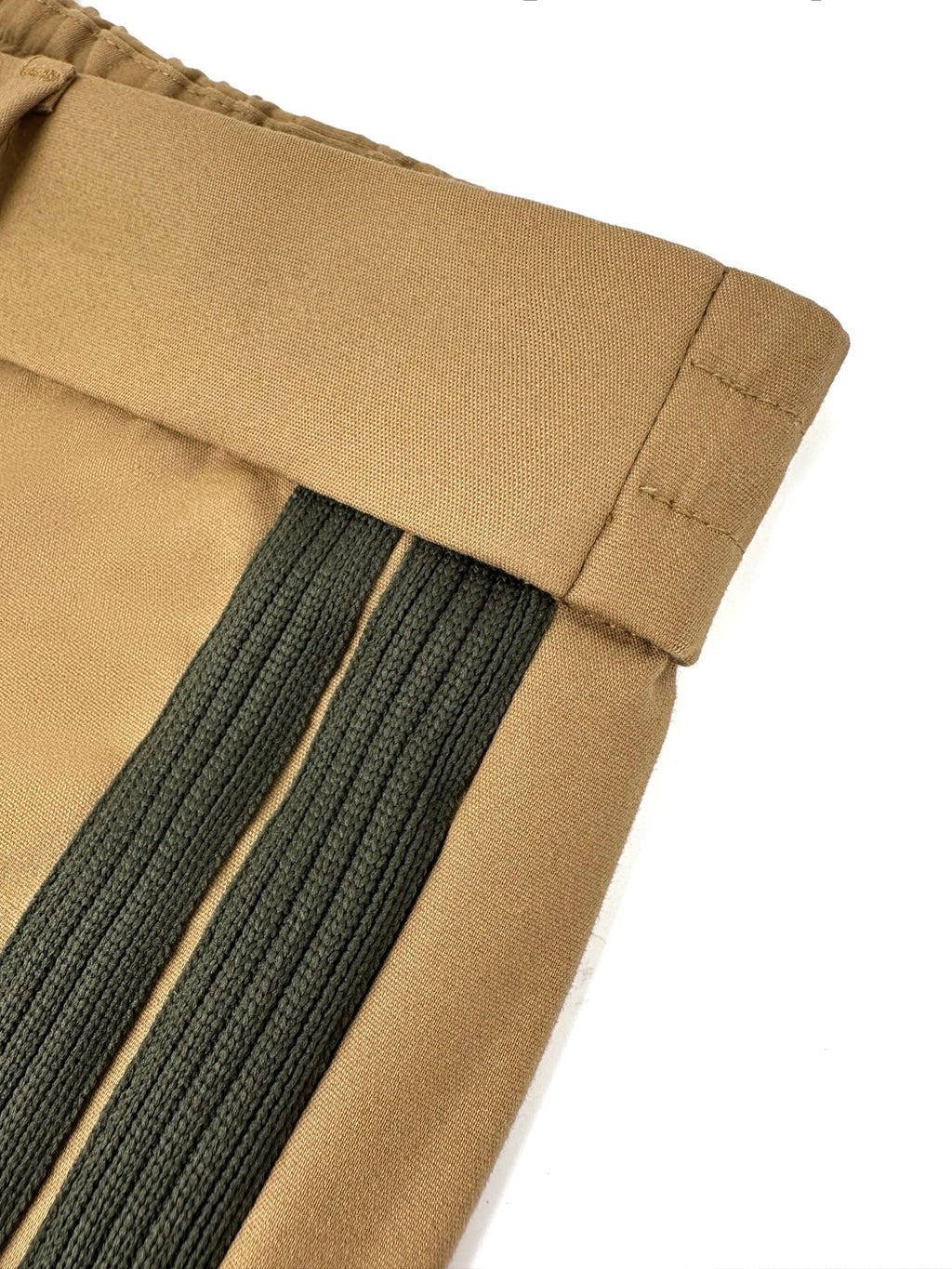 2026 New Model Mon Logo Striped Pants (BB4045-B30)