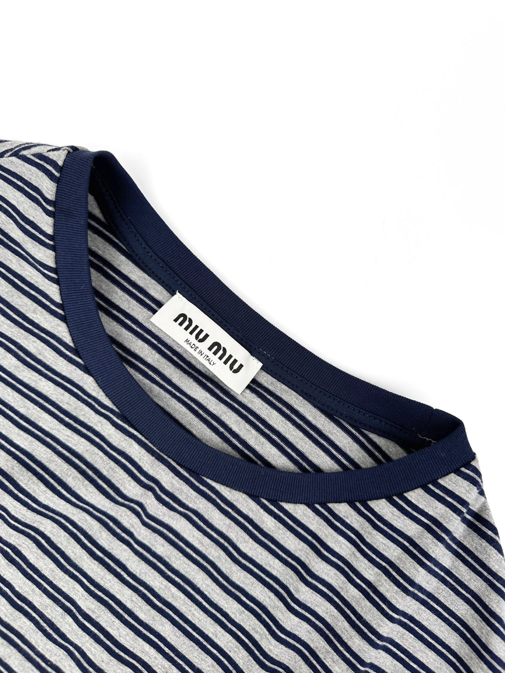 2026 New Model MM Logo Striped Long-Sleeved Shirt (CC7044-A70)