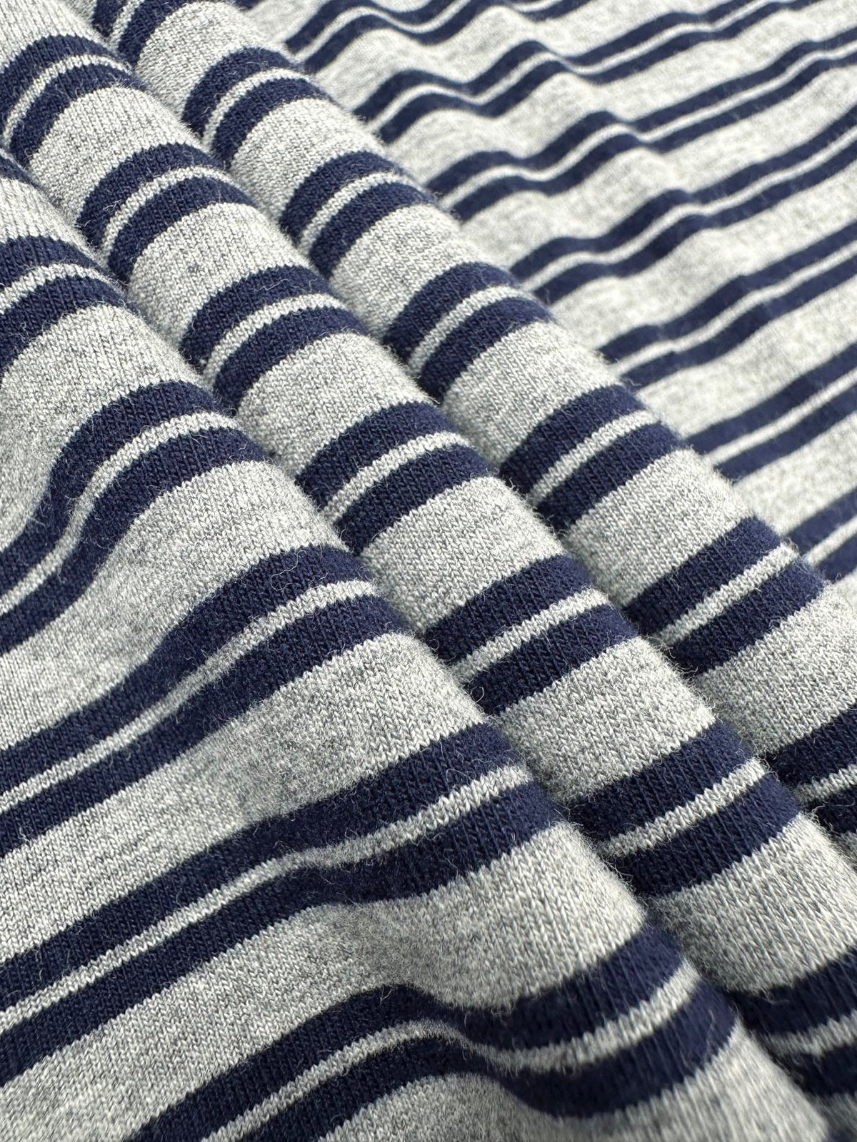 2026 New Model MM Logo Striped Long-Sleeved Shirt (CC7044-A70)