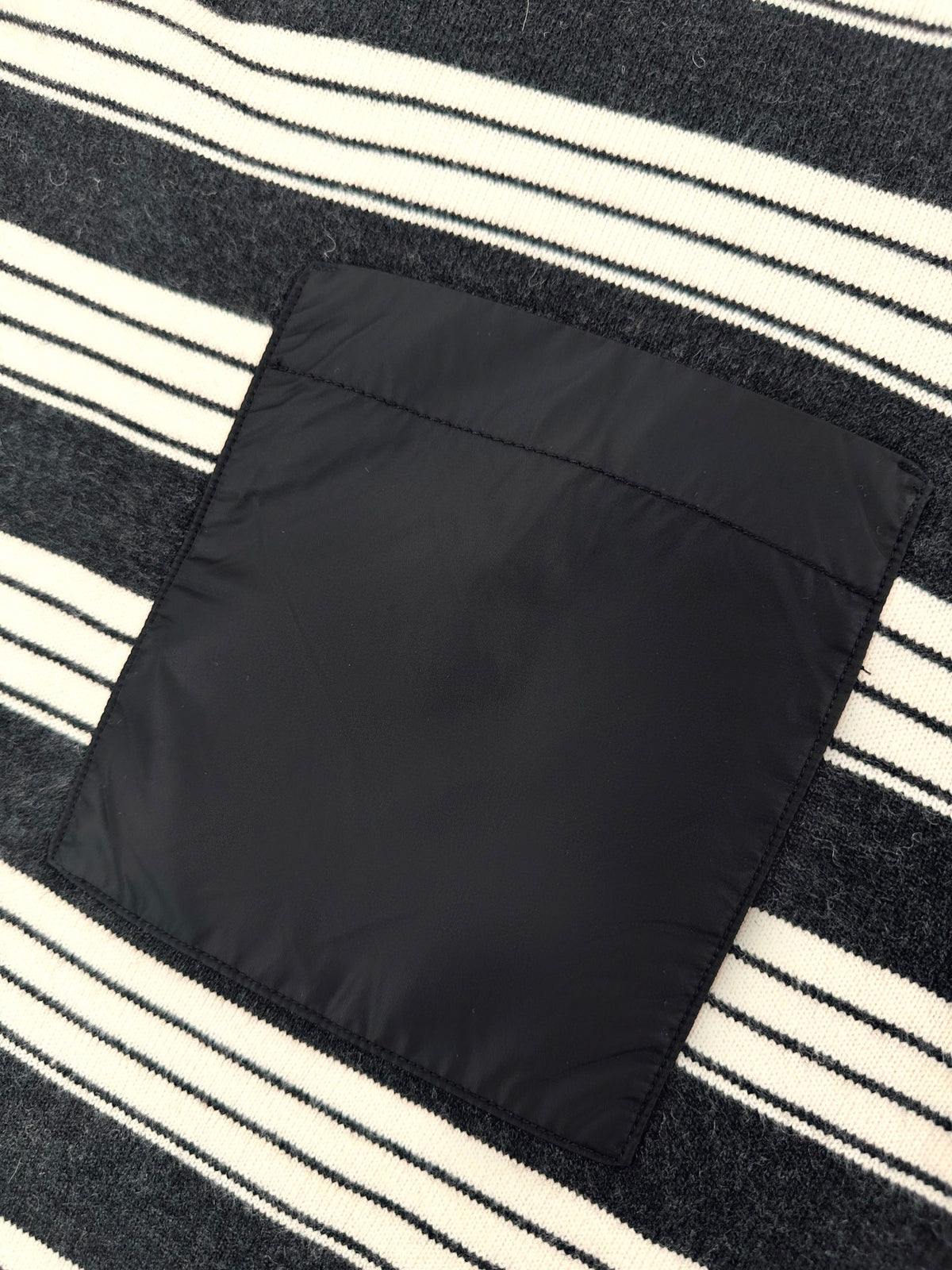 2026 New Model Mon Logo Pocket Check Shirt (AA1030-B20)