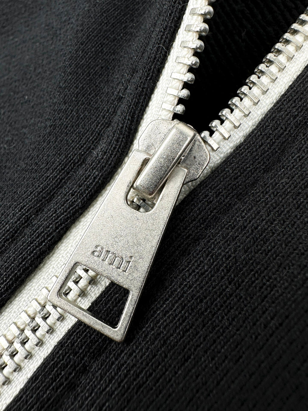 2026 New Model Heart A Embroidered Zipper Coat (BB4043-B45)