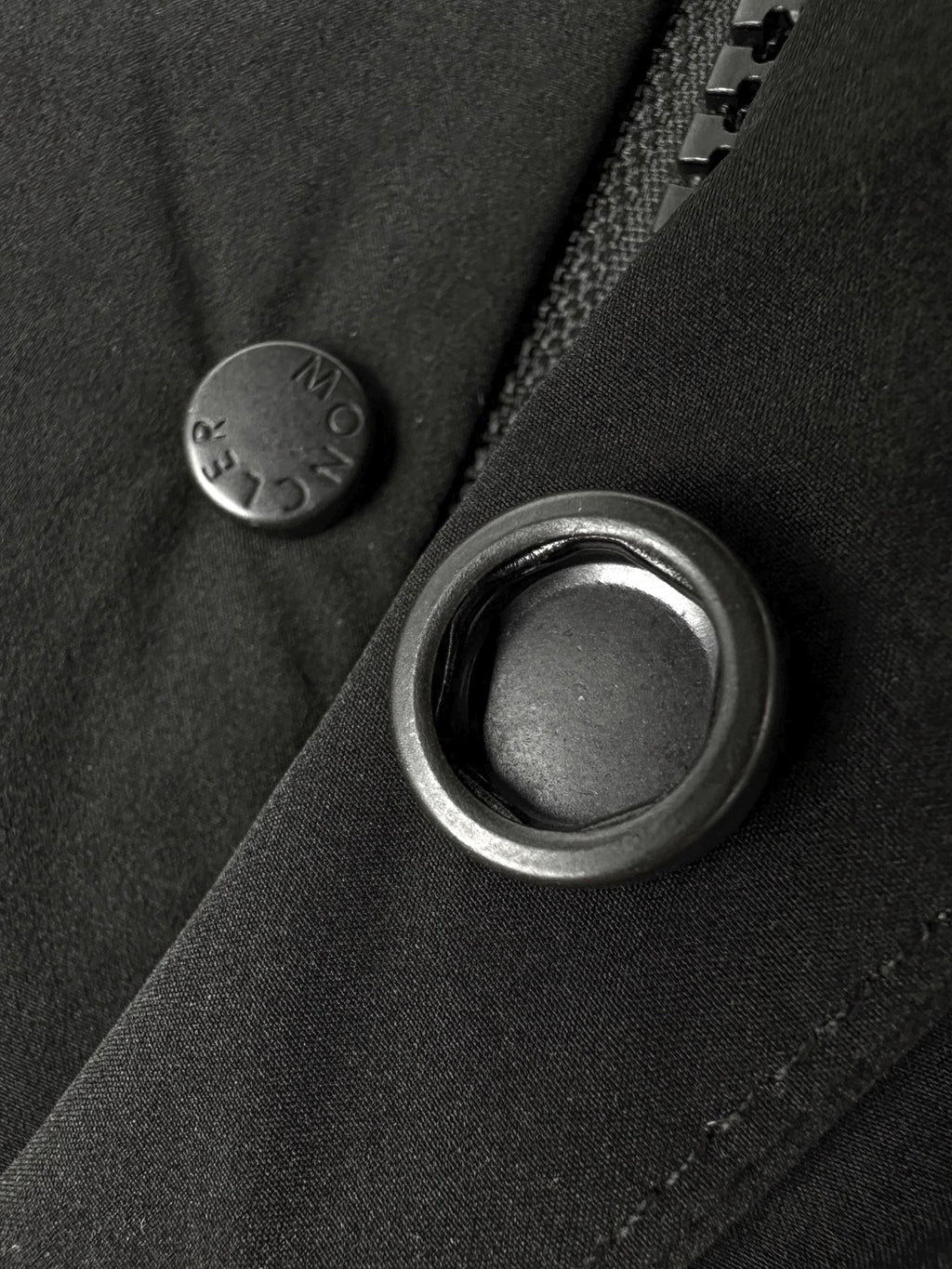 2026 New Mon Leather Patch Logo Down Jacket (AA679-D35)