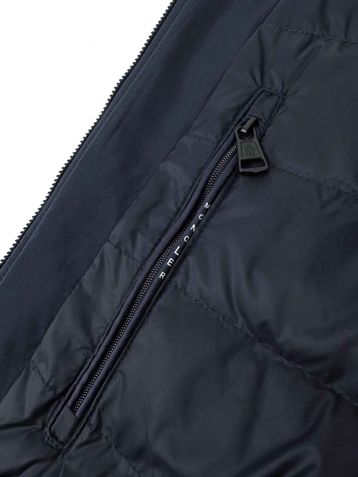 2026 New Mon Leather-Patch Pocket Zipper Down Jacket (AA680-D35)