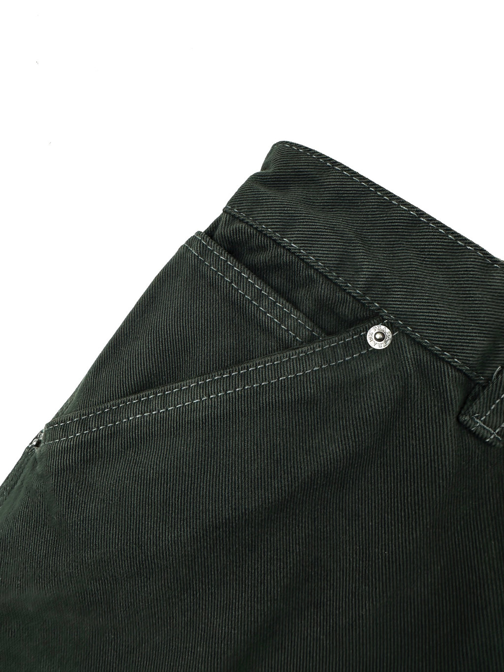 2026 New Model Triangle Brand Denim Jeans (CC7018-B75)