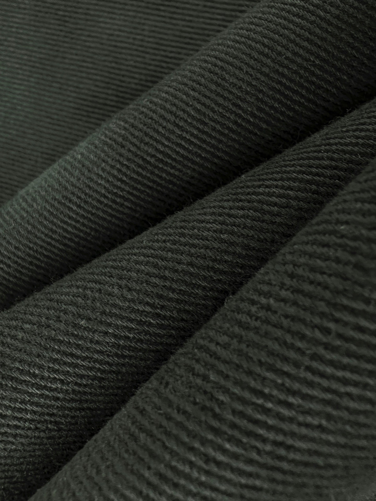 2026 New Model Triangle Brand Denim Jeans (CC7018-B75)
