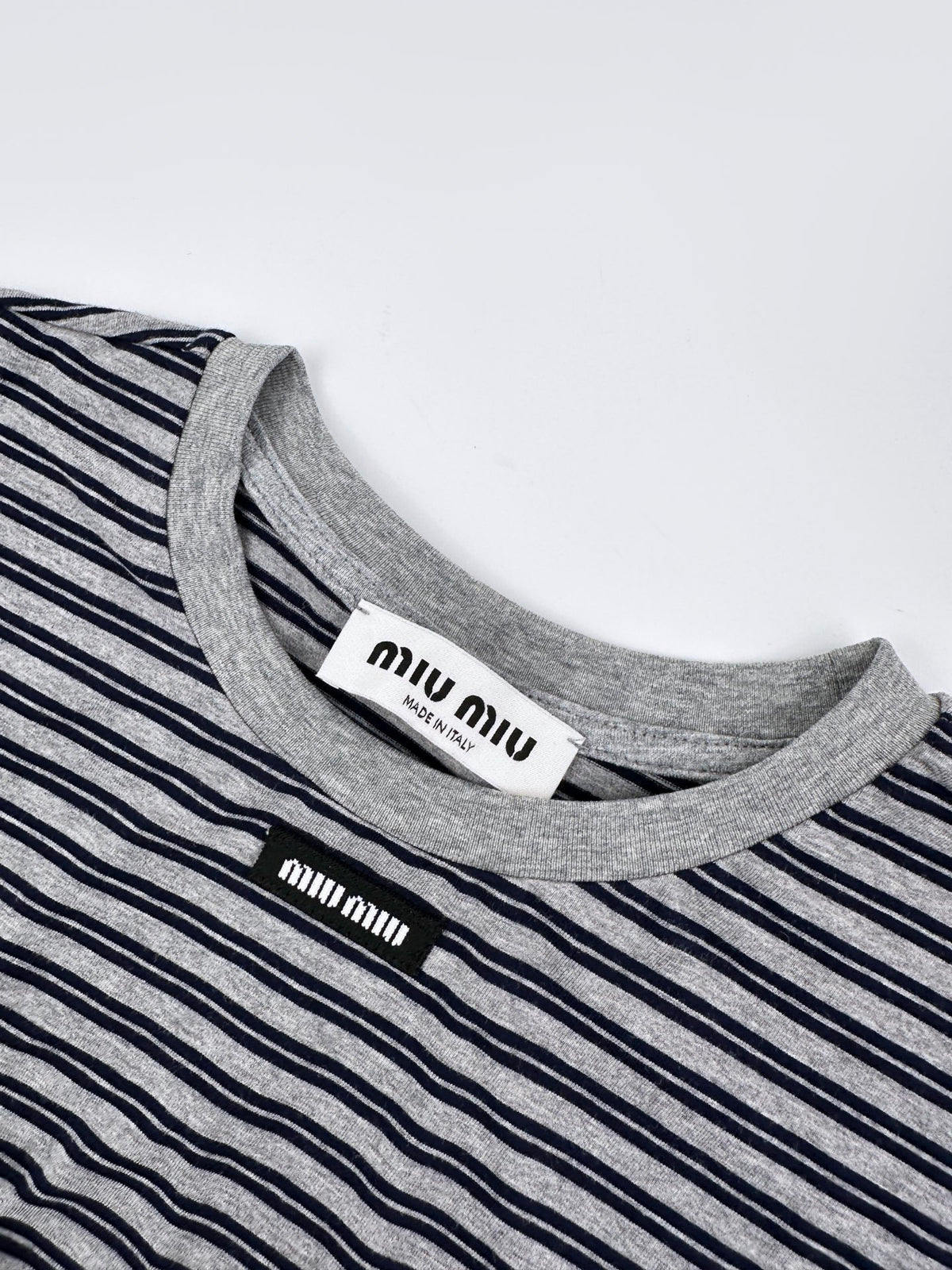 2026 Women's MM Logo Striped Long-Sleeved (FF844)