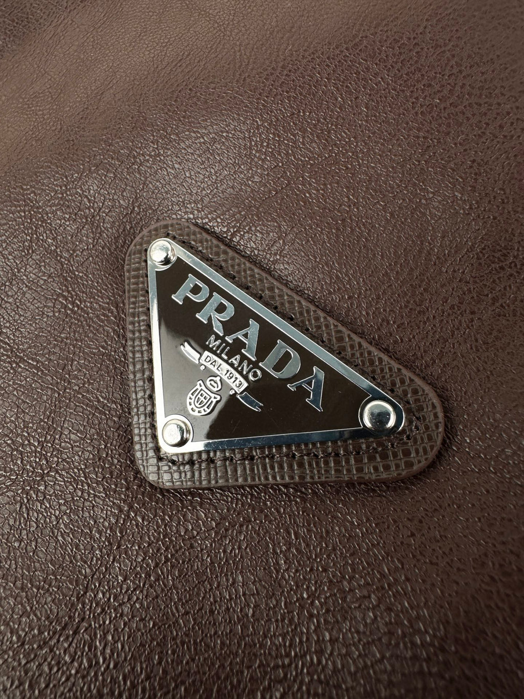 2026 New Model Triangle Brand Single Button Leather Jacket (CC7043-C05)