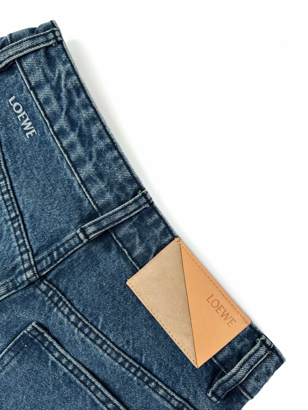 2026 Women's Way Denim Pants with Embroidered Logo (EE455)