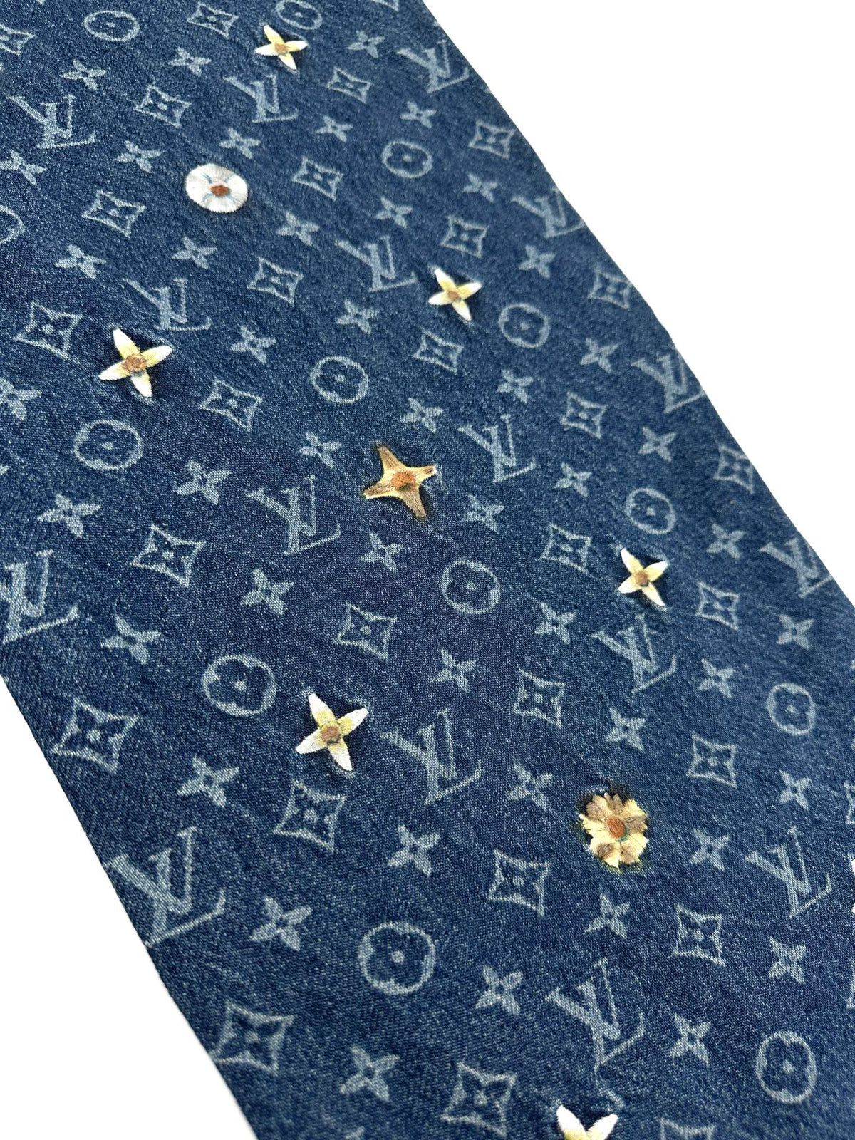2026 New Model LY Full Embroidery Printed Denim Pants (BB909-C80)