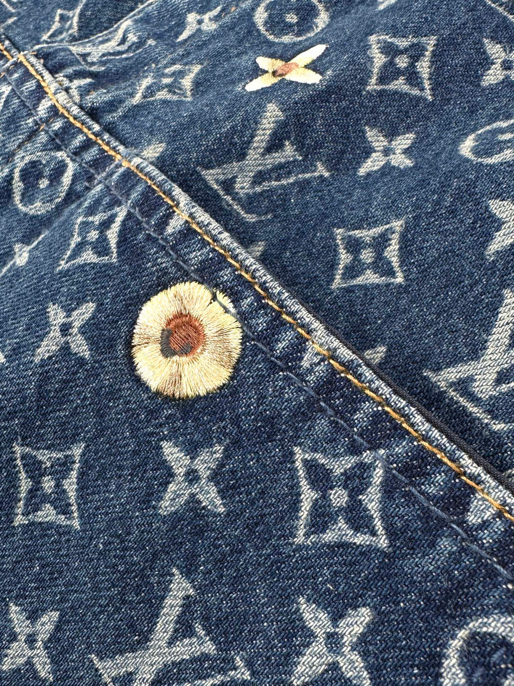 2026 New Model LY Full-Printed Logo Embroidered Denim Jacket (BB4001-D30)
