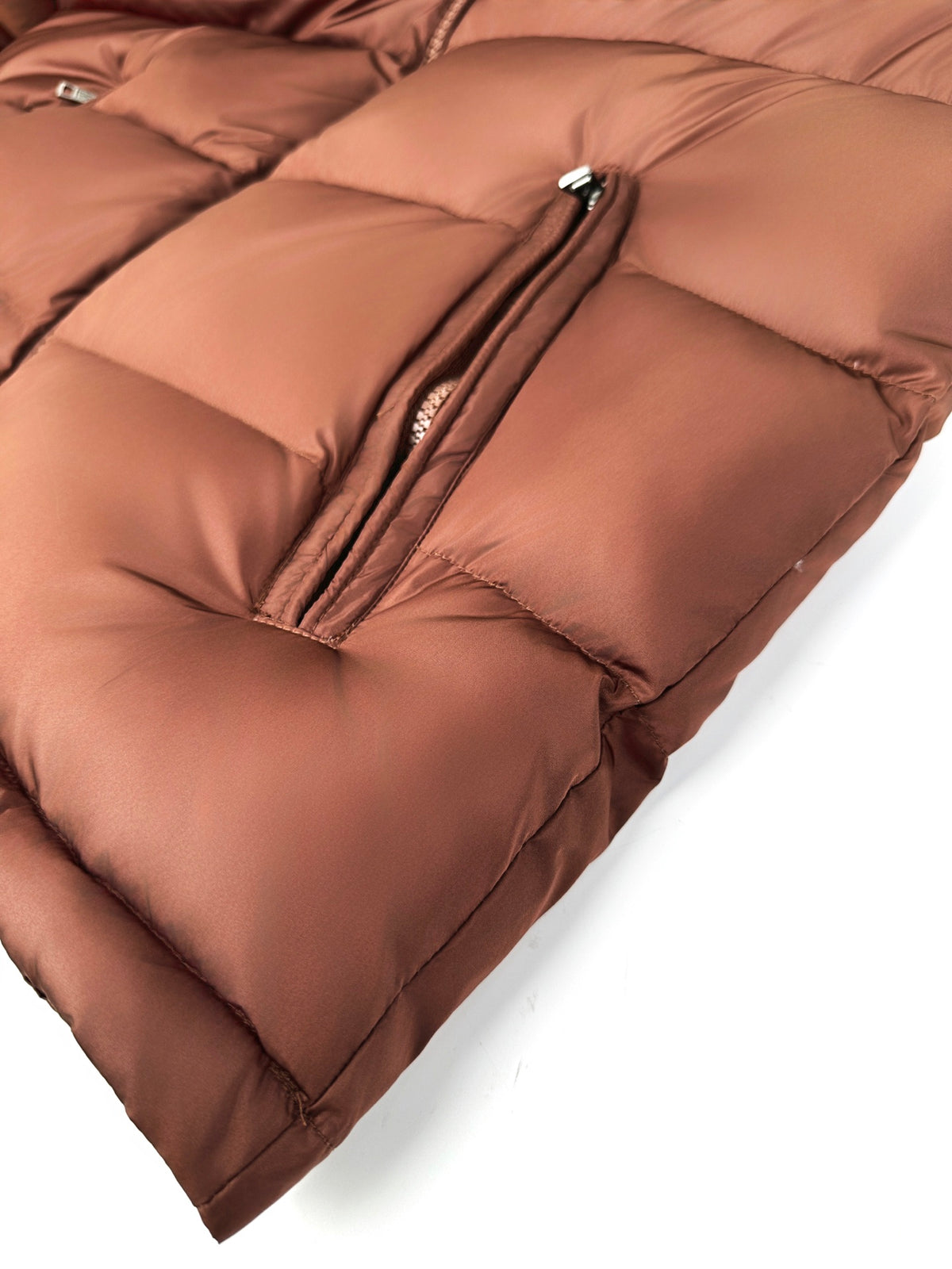 2026 New Model Mon Logo Pocket Zip Down Jacket (AA1028-E90)